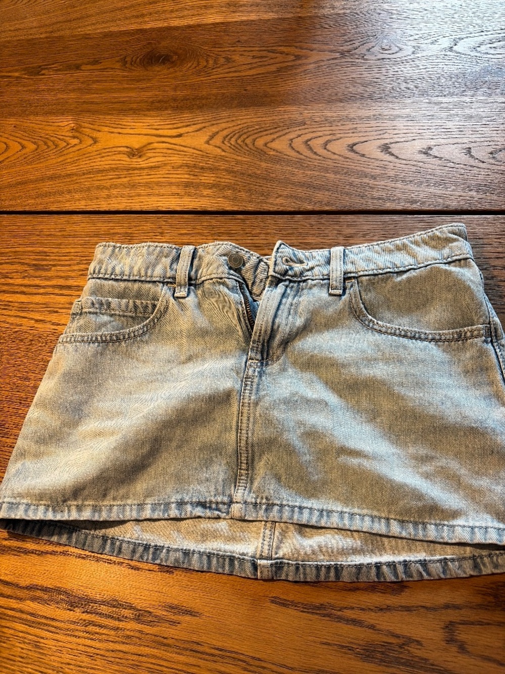 Hollister skort